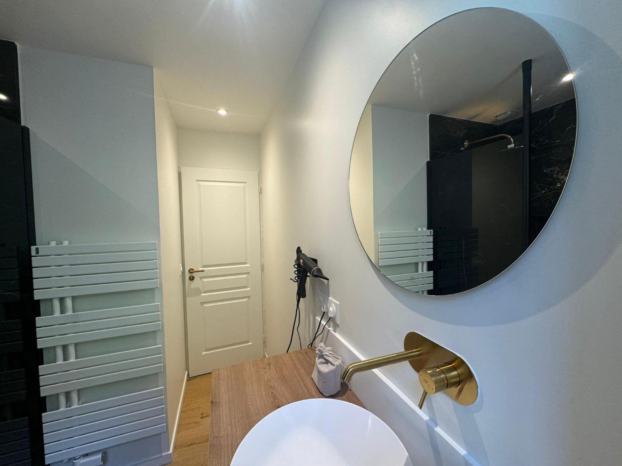 Appartements Confortables Avec Vue Montagne - Residence Villa Belle Fleur Château-Ville-Vieille Kültér fotó