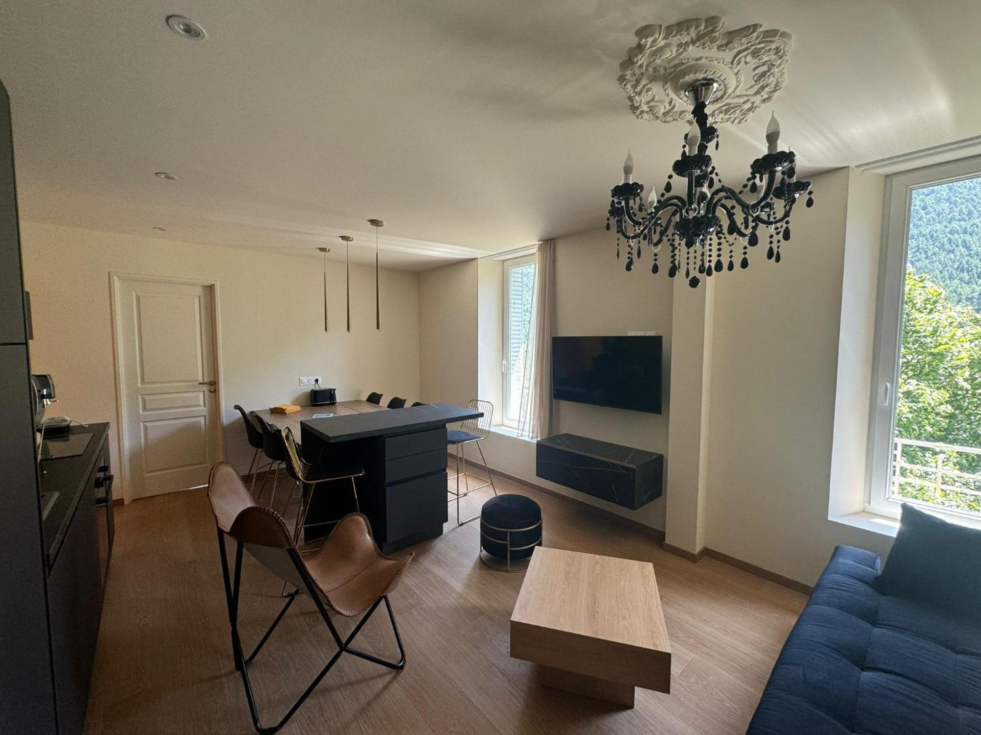 Appartements Confortables Avec Vue Montagne - Residence Villa Belle Fleur Château-Ville-Vieille Kültér fotó