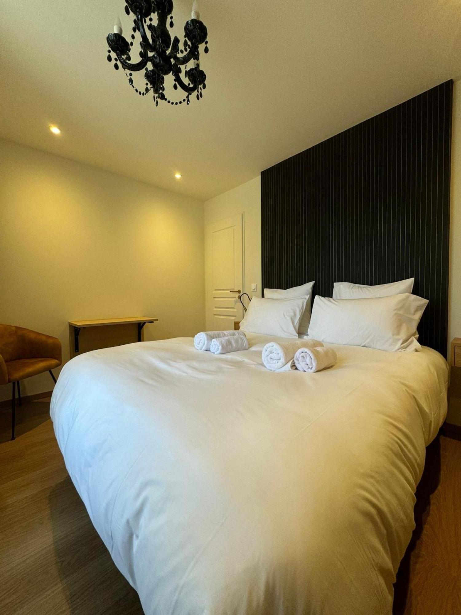 Appartements Confortables Avec Vue Montagne - Residence Villa Belle Fleur Château-Ville-Vieille Kültér fotó