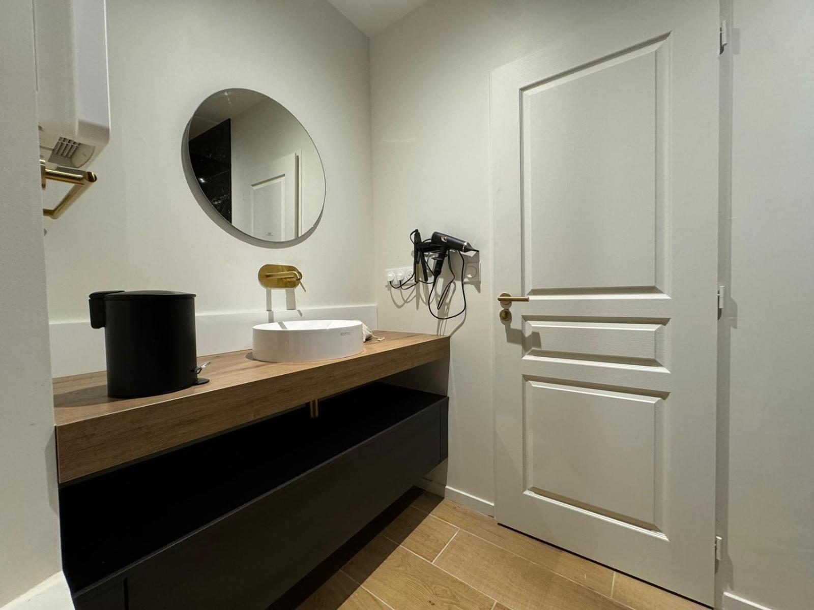 Appartements Confortables Avec Vue Montagne - Residence Villa Belle Fleur Château-Ville-Vieille Kültér fotó