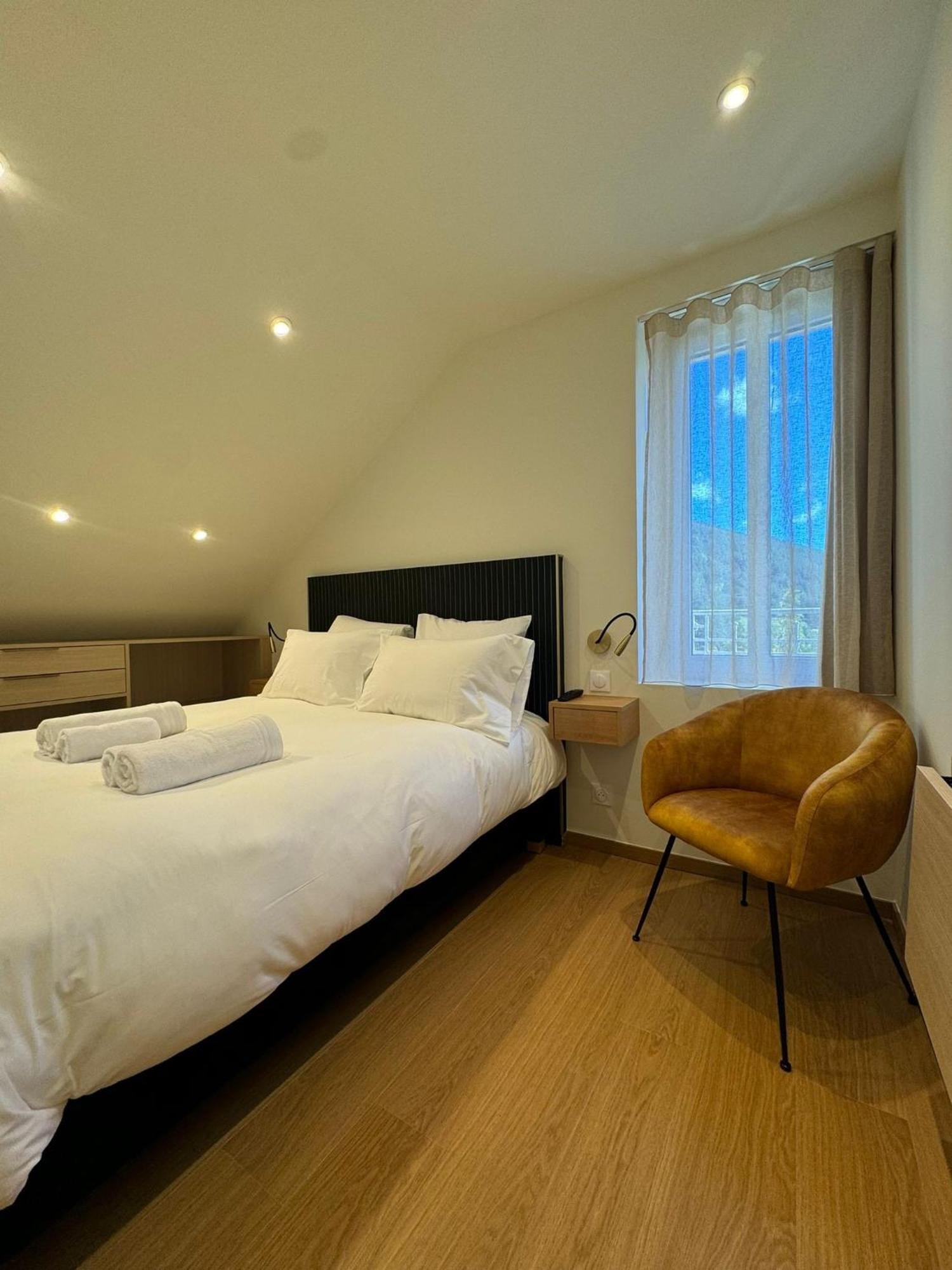 Appartements Confortables Avec Vue Montagne - Residence Villa Belle Fleur Château-Ville-Vieille Kültér fotó
