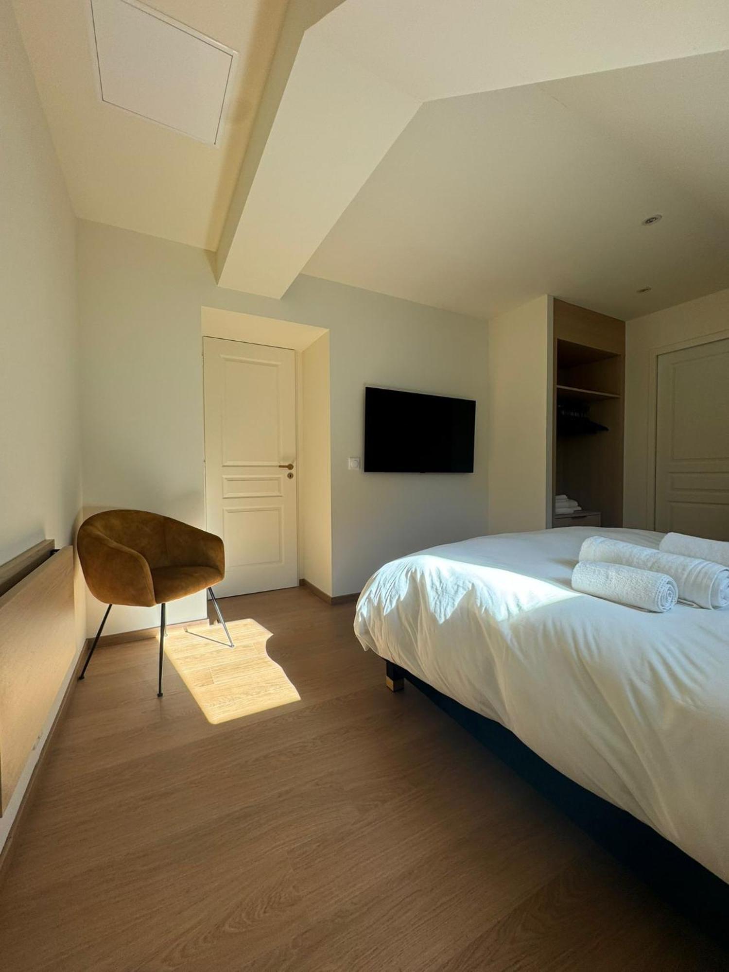 Appartements Confortables Avec Vue Montagne - Residence Villa Belle Fleur Château-Ville-Vieille Kültér fotó